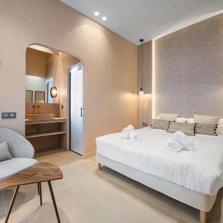 3 Avec Jardin Prive Apartament