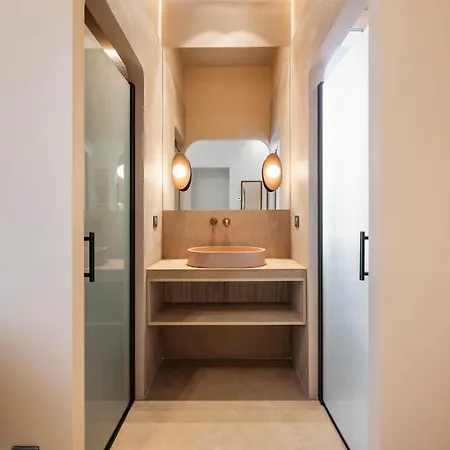 3 Avec Jardin Prive *